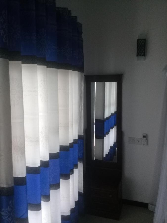 Aroma Guest House Mirissa Kültér fotó